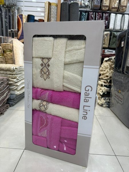 فوشي + افوايت