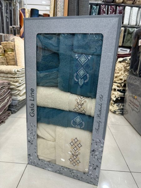 تركواز + افوايت